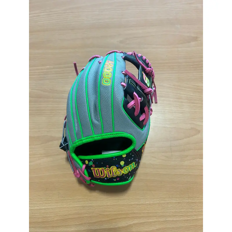 2024 Wilson Right Hand Throw Infield A2000 1786 Baseball Glove 11.5" (New)
