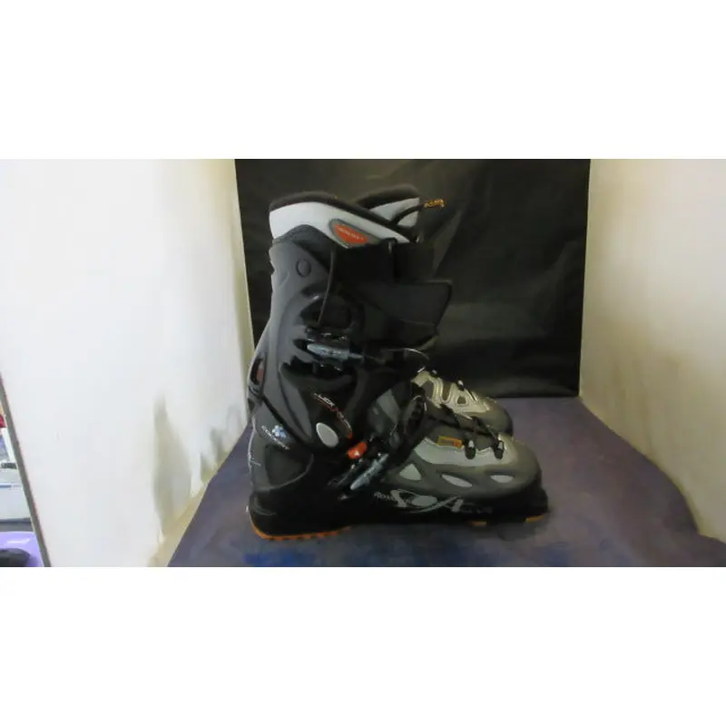 Used Rossignol Soft Light 3 Ski Boots Size 26.5