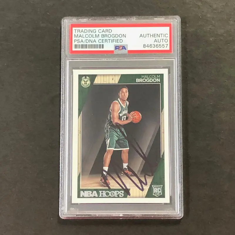 2016-17 NBA Hoops #291 Malcolm Brogdon Signed Card AUTO PSA/DNA Slabbed RC Bucks