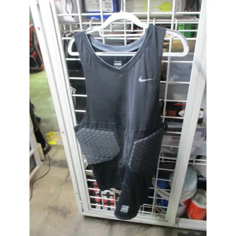 Used Nike Pro Padded Compression Shirt Adult Size 3XL - still has tags
