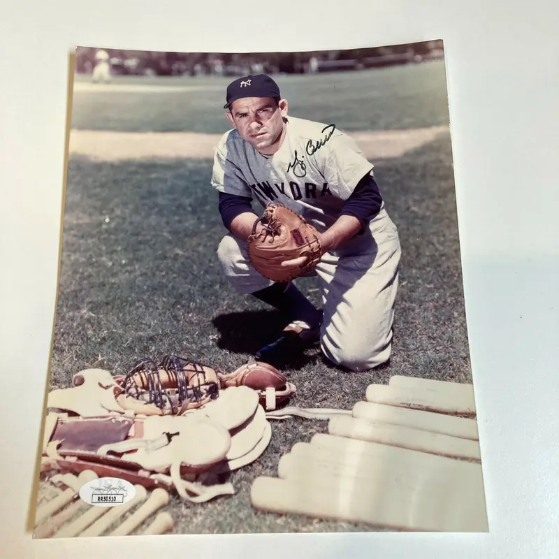 Yogi Berra Signed Autographed 8x10 Photo With JSA COA