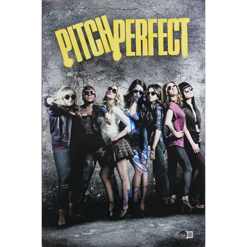 Anna Camp & Alexis Knapp Pitch Perfect Authentic Signed 12x18 Photo BAS #BB22909