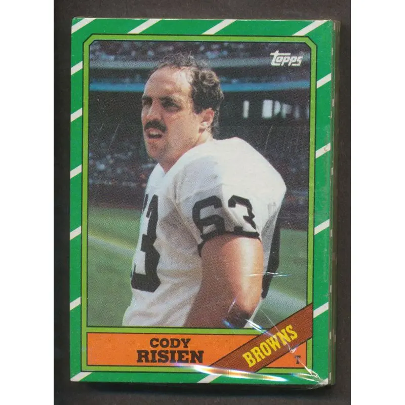 1986 Topps Football Unopened Grocery Cello Pack