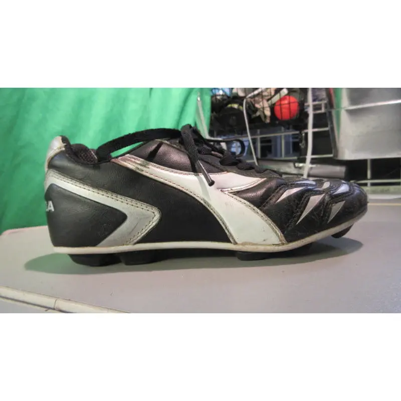 Used Diadora Scudetto Leather Youth 3 Soccer Cleats - (Some Wear)