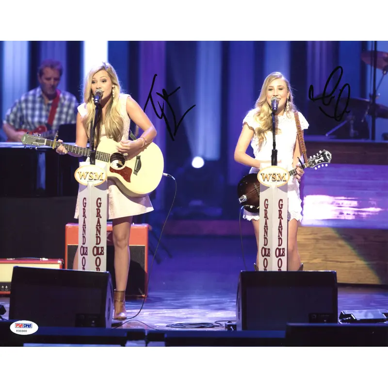 Maddie & Tae Authentic Signed 11X14 Photo Autographed PSA/DNA #Y33300