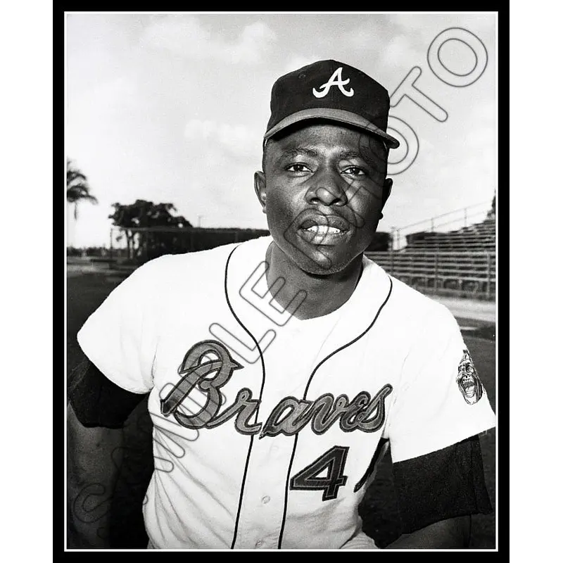 Hank Aaron 8X10 Photo - 1966 Milwaukee Braves - 84