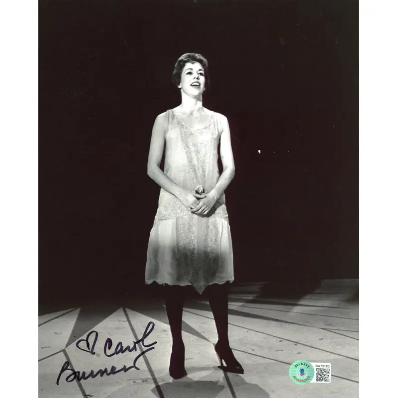 Carol Burnett Authentic Signed 8x10 Black & White Photo Autographed BAS #BA73183
