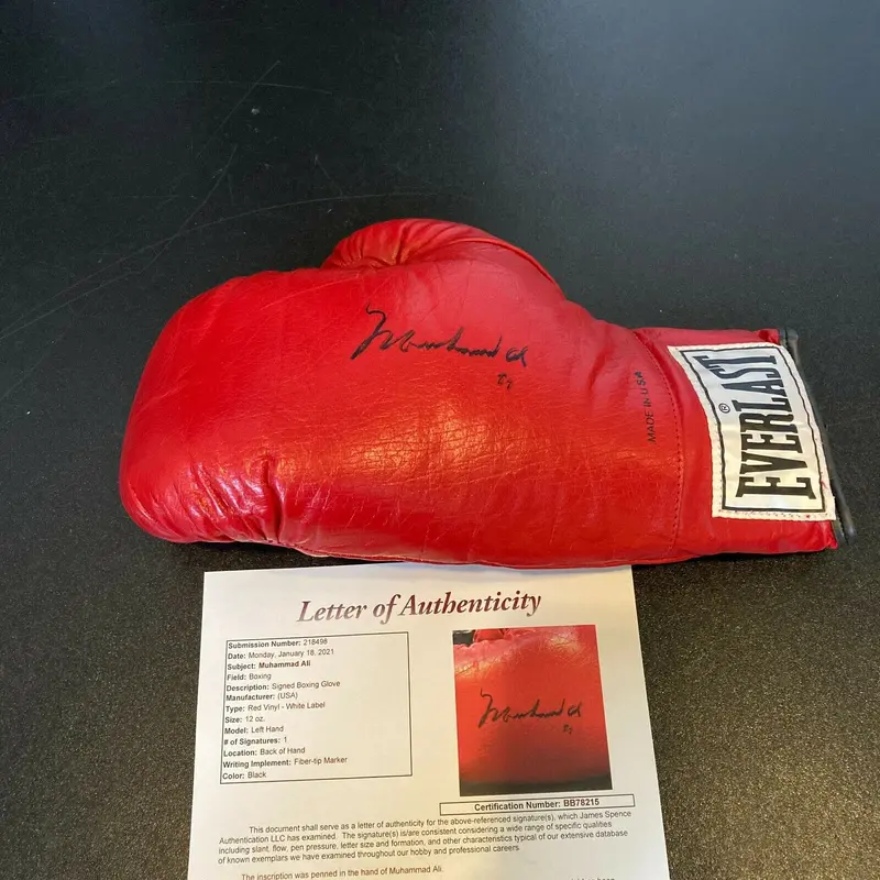 Muhammad Ali Signed Autographed Everlast Boxing Glove JSA COA