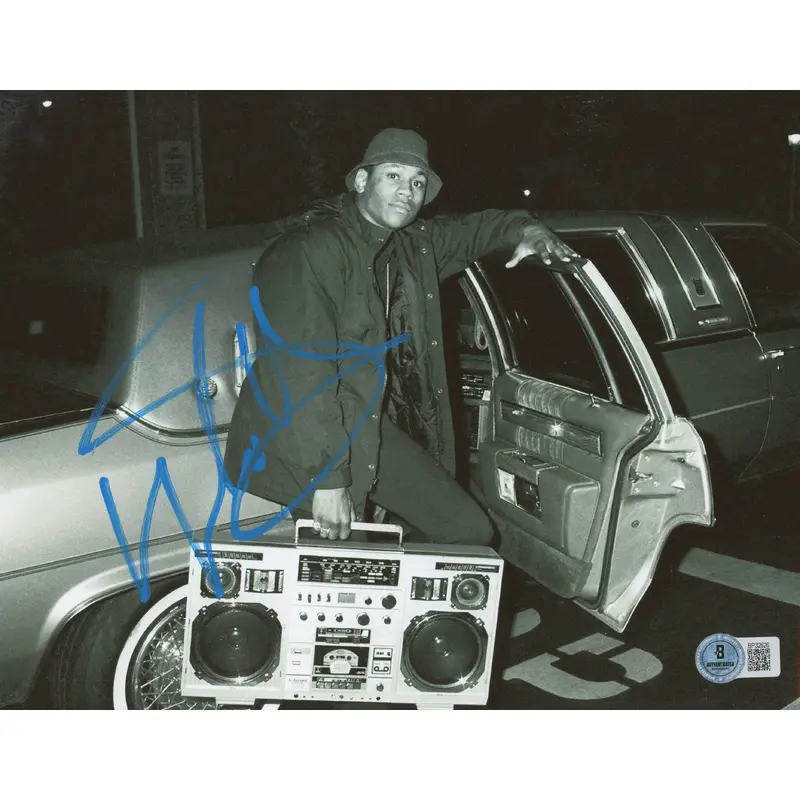 L.L. Cool J Rapper Authentic Signed 8x10 Photo Autographed BAS #BP32626