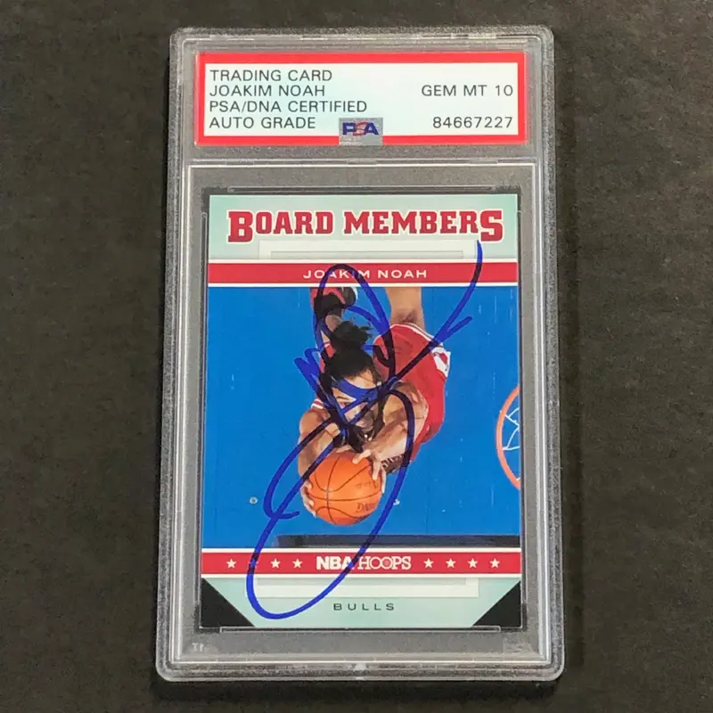 2008-09 NBA Hoops Board Members #11 Joakim Noah Signed Card AUTO 10 PSA Slabbed Bulls