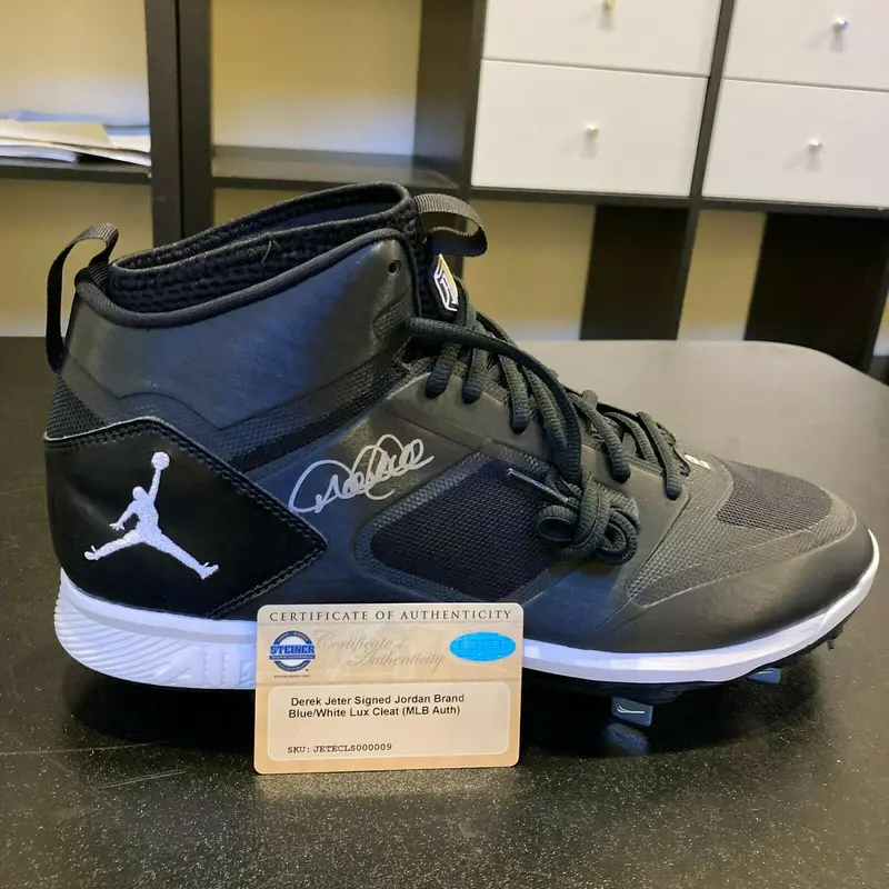 Derek Jeter Signed Jordan Game Model Baseball Cleat Shoe With Steiner COA