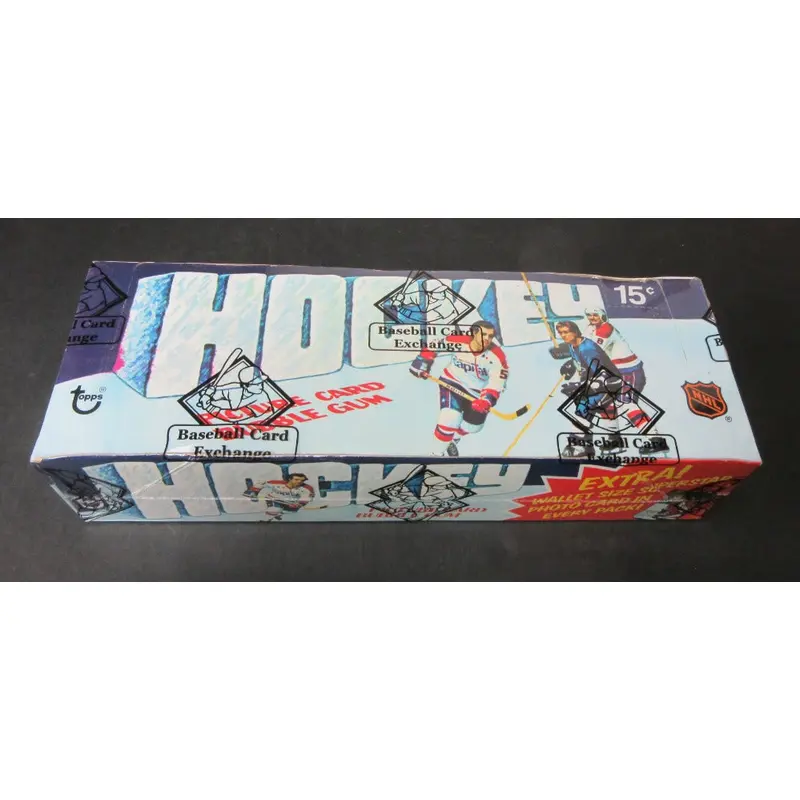 1976/77 Topps Hockey Unopened Wax Box