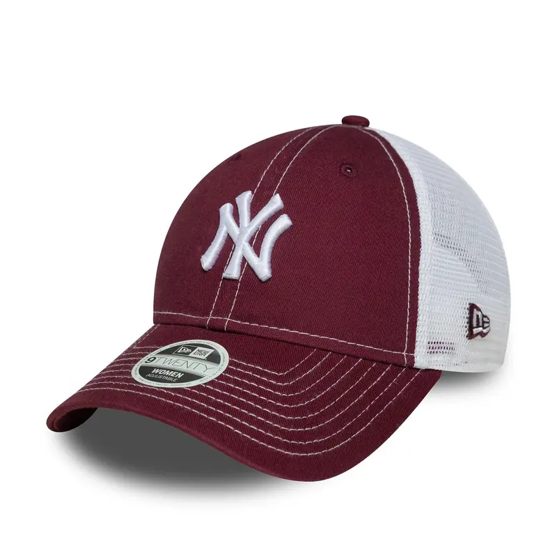 New York Yankees Womens MLB Washed Dark Red 9TWENTY Adjustable Cap