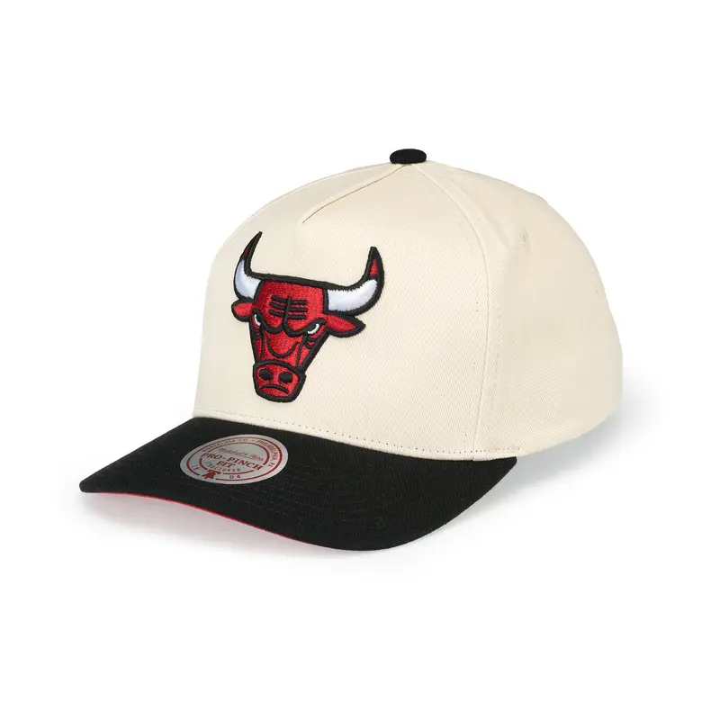 Mitchell & Ness - Pinch Pro Crown Snapback  - Chicago Bulls - Off White