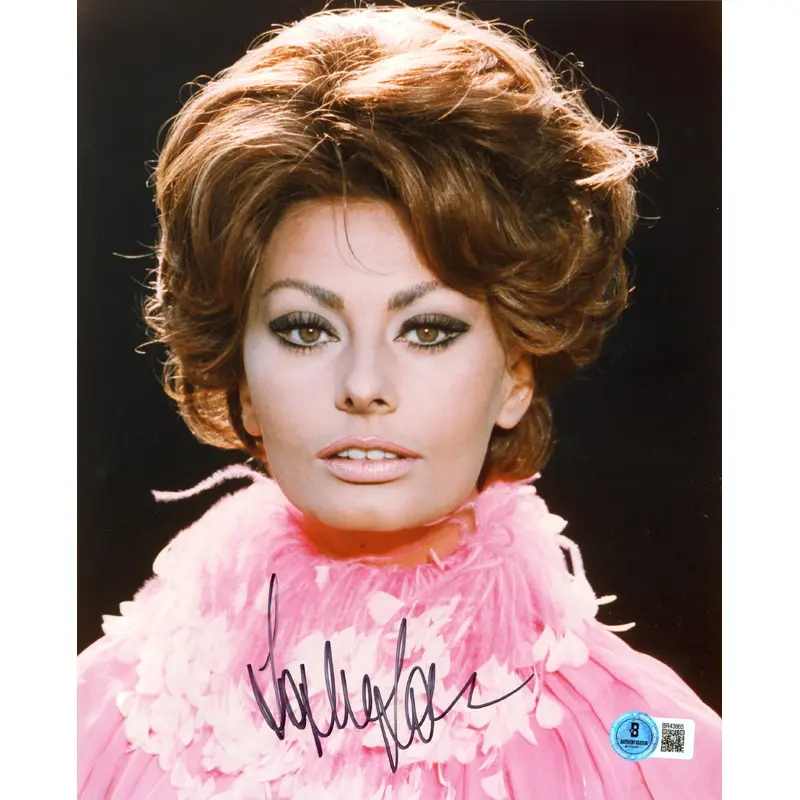 Sophia Loren Authentic Signed 8x10 Sexy Vertical Photo Autographed BAS #BR43865