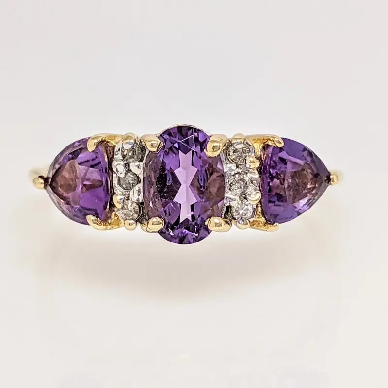 14K AMETHYST OVAL 5X7 TRILLION (2) WITH (6) MELEE ESTATE RING 2.1 GRAMS