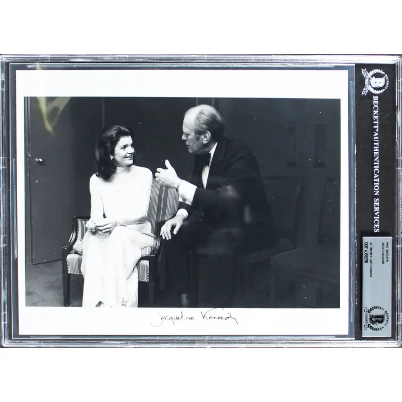 Jacqueline Onassis Kennedy Signed 8x10 Black & White Photo Auto 9! BAS Slabbed