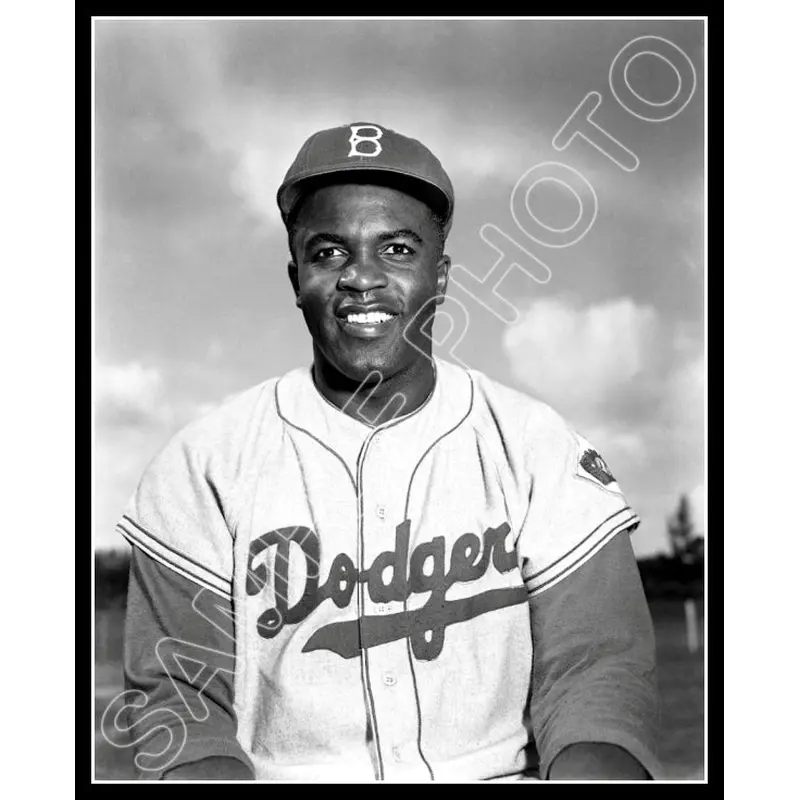 Jackie Robinson 8X10 Photo - Brooklyn Dodgers - 632