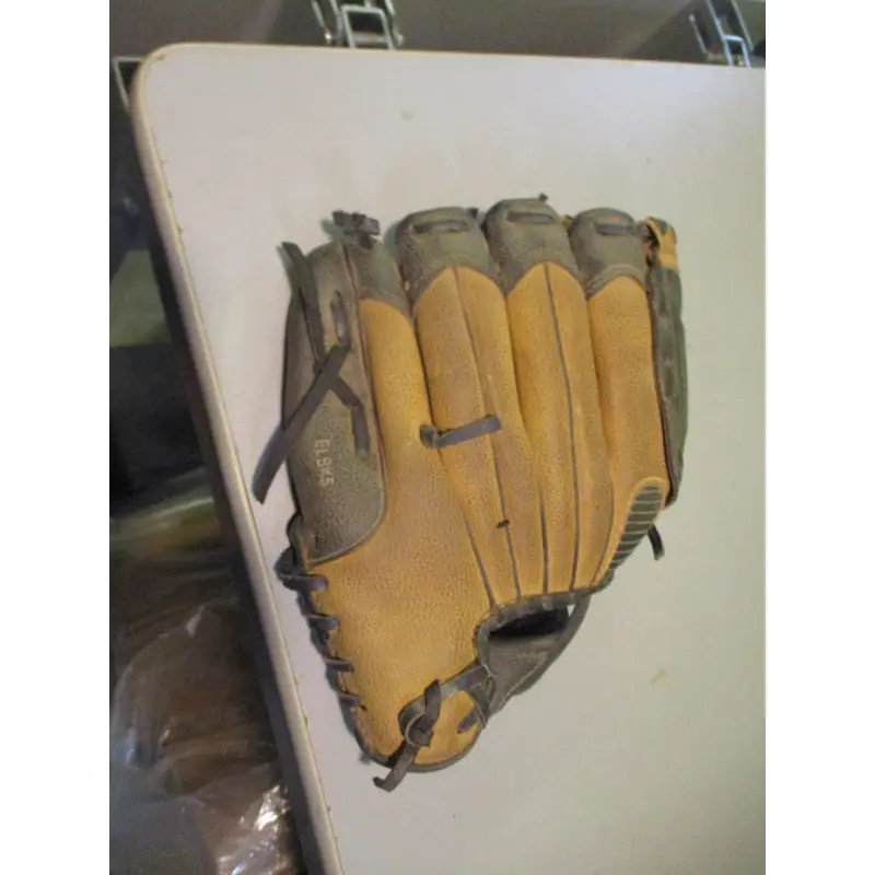 Used Rawlings Players Series 10" Glove - RHT