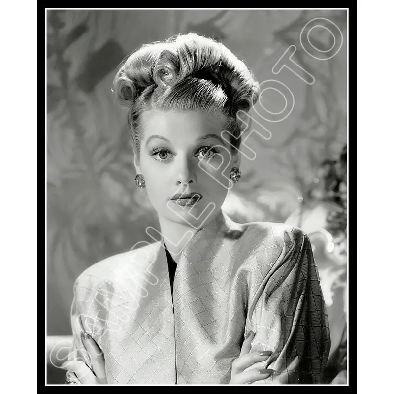 Lucille Ball 8X10 Photo - Lucy - 3625