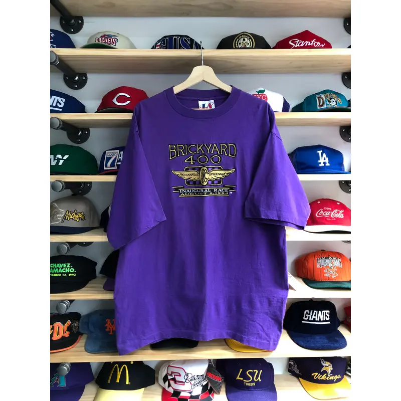 Vintage 1994 Brickyard 400 Embroidered Tee Size L/XL