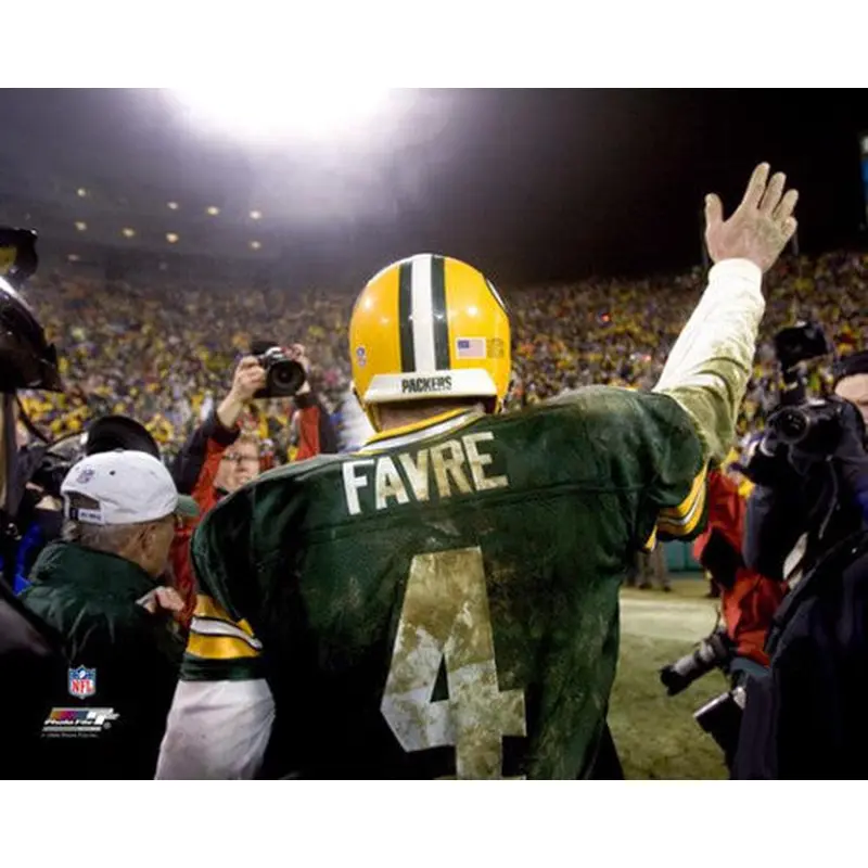 Brett Favre "Farewell" (2006) Green Bay Packers Premium Poster Print - Photofile