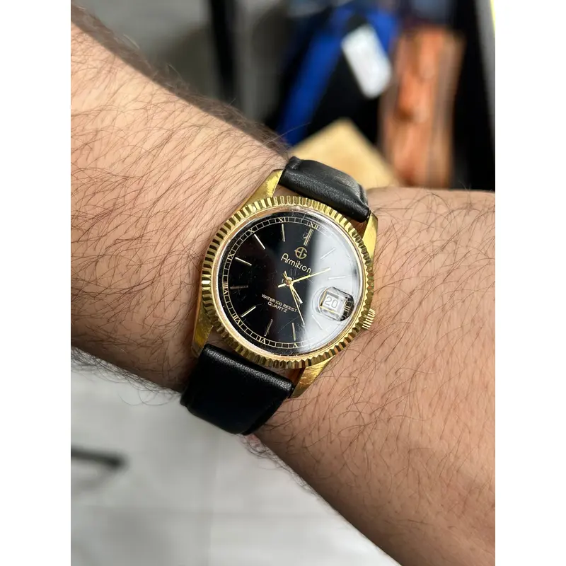 Vintage 90s Armitron Gold Presidential Fluted Bezel Quartz Watch
