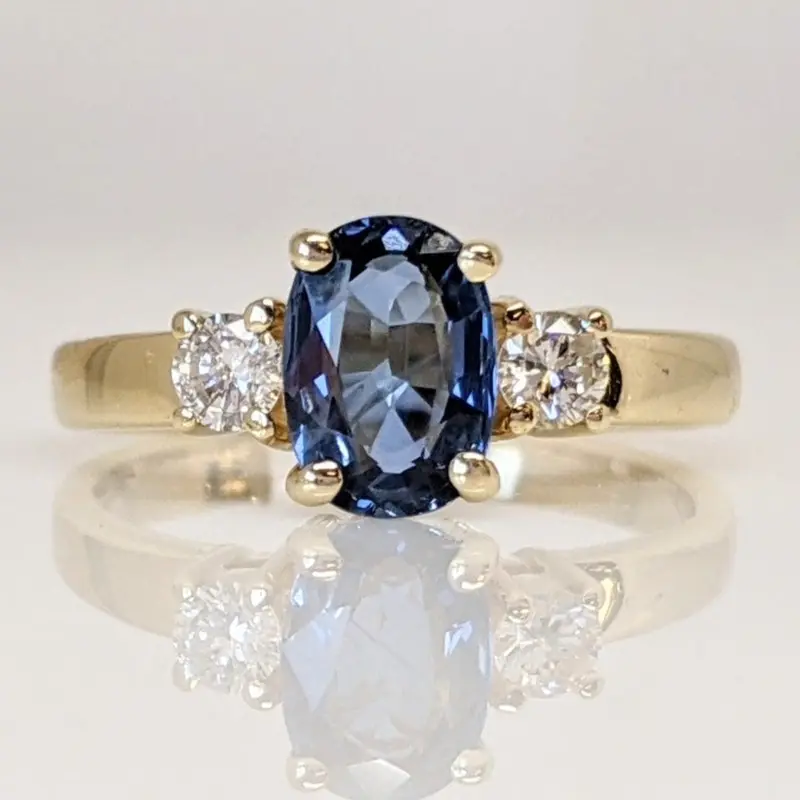 14K SAPPHIRE OVAL "AA" 5X7 WITH (2) MELEE ESTATE RING 2.6 GRAMS