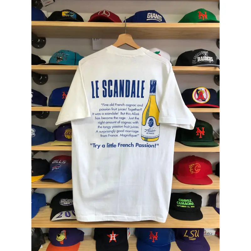 Vintage 90s Aliz Le Scandale Liquor Promo Tee Size Large