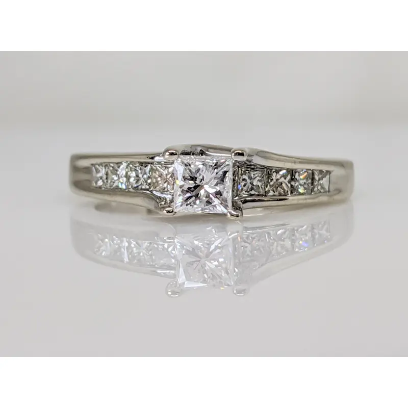 14K WHITE .96 CARAT TOTAL WEIGHT SI2 G DIAMOND PRINCESS CUT (11) ESTATE RING 4.4 GRAMS