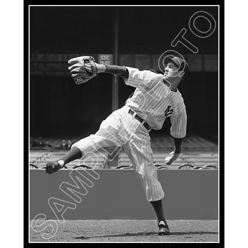 Lefty Gomez 8X10 Photo - New York Yankees - 377