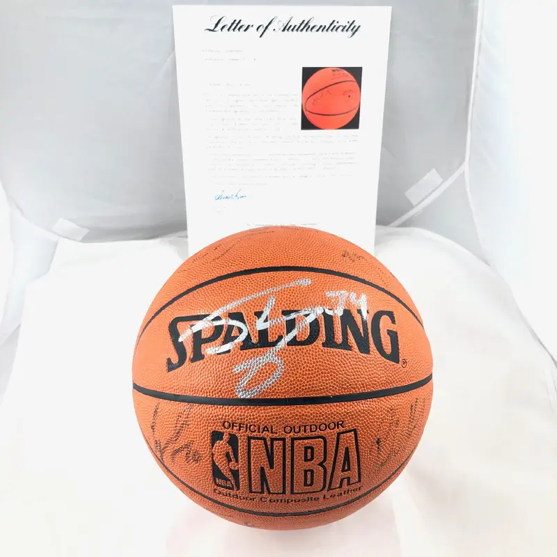 2000-2001 Los Angeles Lakers Team Signed Basketball PSA/DNA Kobe Bryant