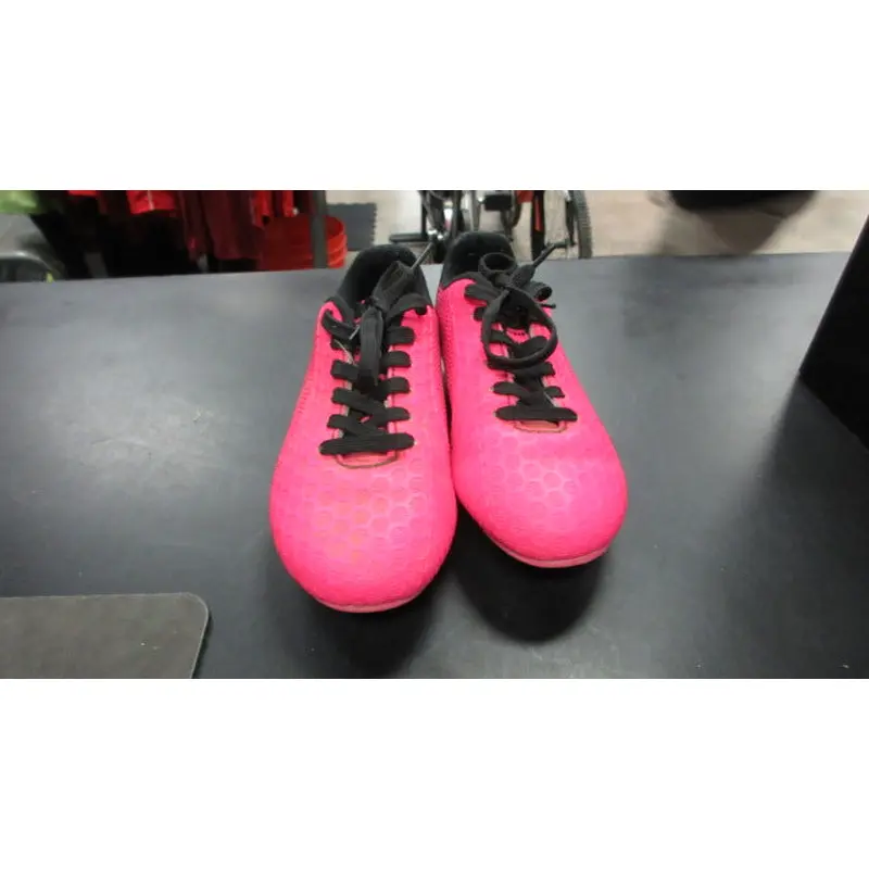 Used Vizari Size 13.5c Soccer Cleats