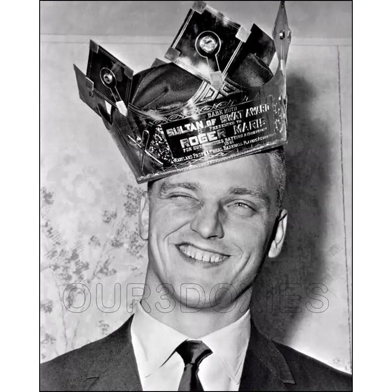 Roger Maris 8X10 Photo - 1961 New York Yankees - 956