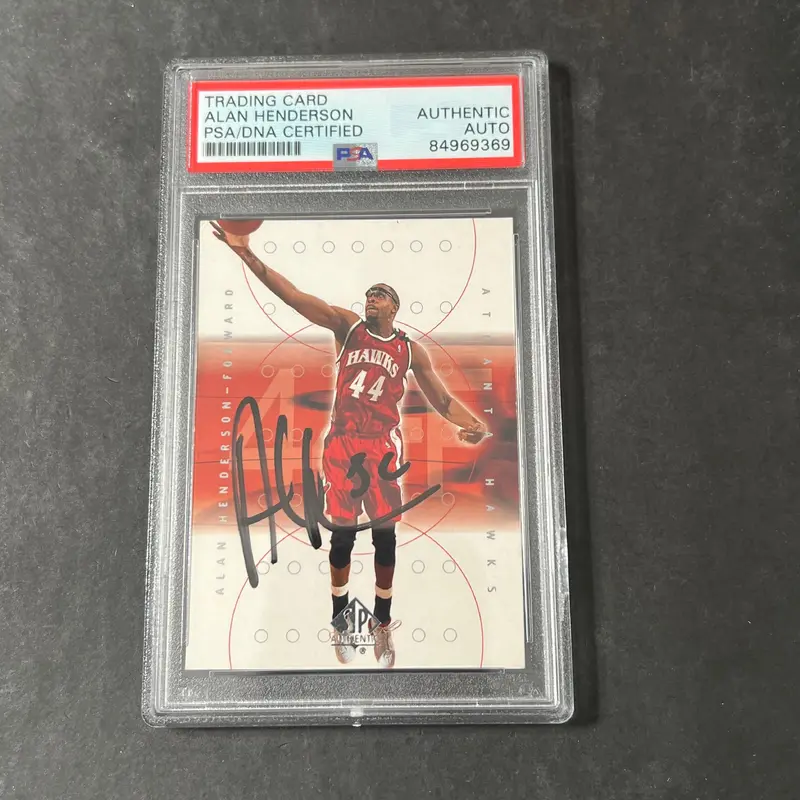 1999-20 Upperdeck  #2 Alan Henderson Signed Card AUTO PSA Slabbed Hawks